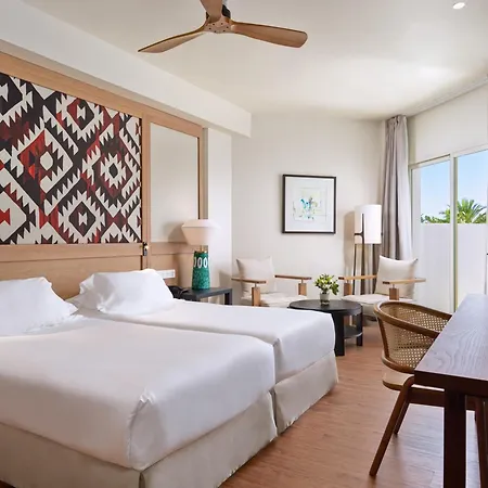 H10 Palace Hotel 4*