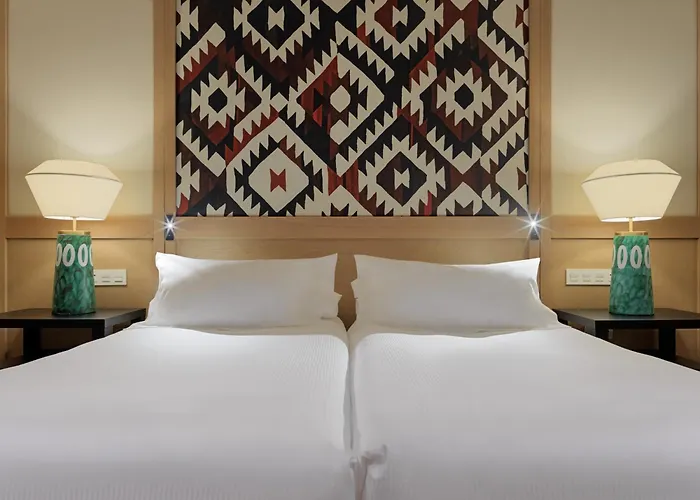 Hotel H10 Palace